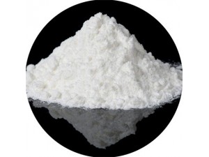 Uses of titanium dioxide for the plastic industry